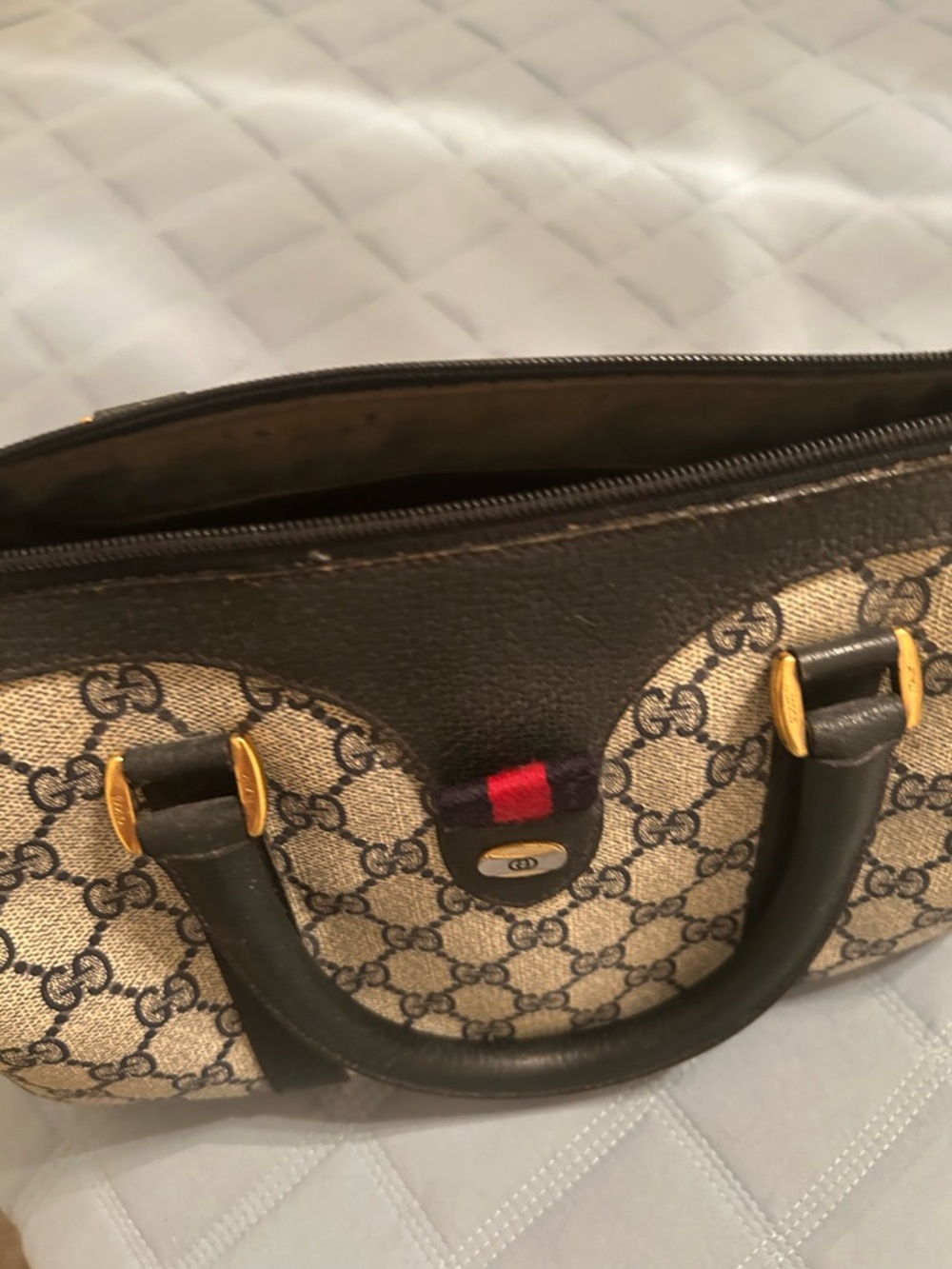 Gucci Navy Boston Handbag Vintage 1980’s - Picture 6 of 10